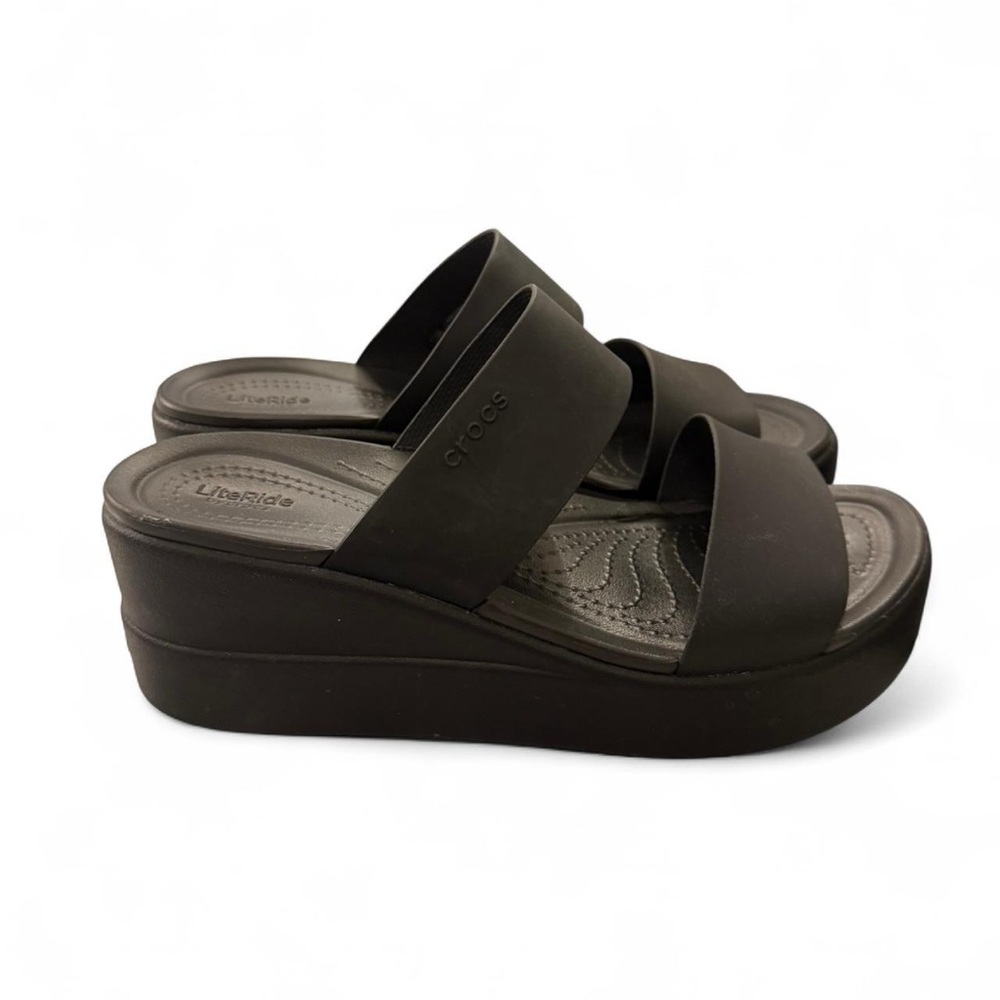 Crocs Brooklyn Wedges Slides Size 8 Black